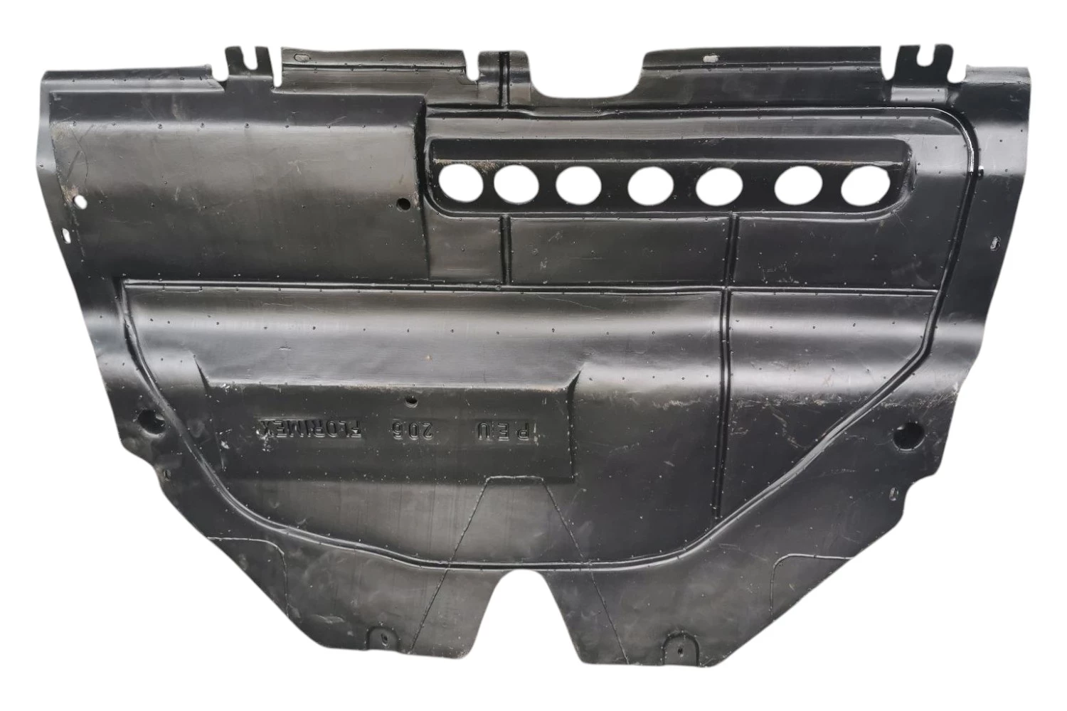Isolierplatte unter dem Motor (C140CC)