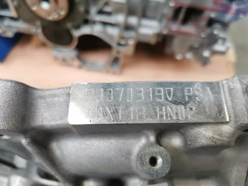  C1379AA - BT 1.2 12V 3CYL HNZ HN01 EB2DT THP/ 81KW 110PK/ ORANJE (C1379AA)
