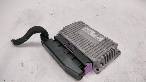AUTOMAAT ECU/ SIEMENS VDO S118025601 S126024101 C